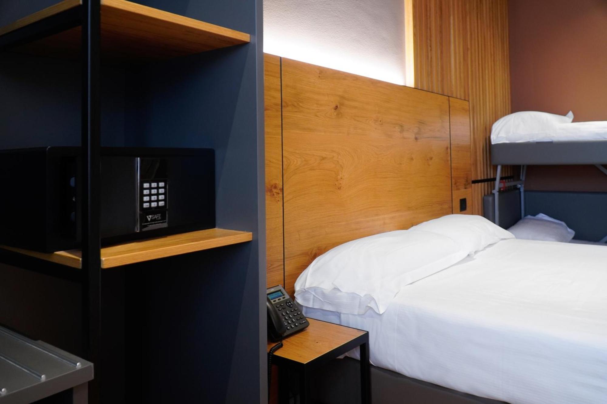 Hotel Arya By Mauro Sirmione Bagian luar foto