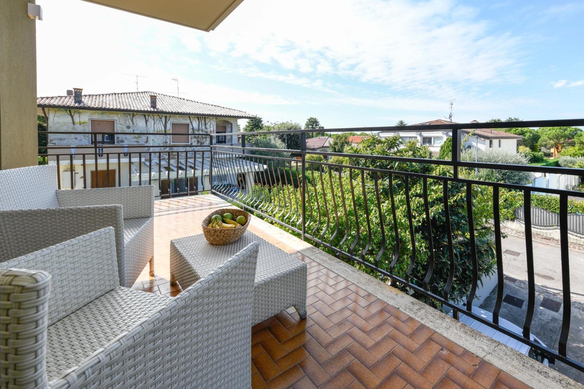 Hotel Arya By Mauro Sirmione Bagian luar foto